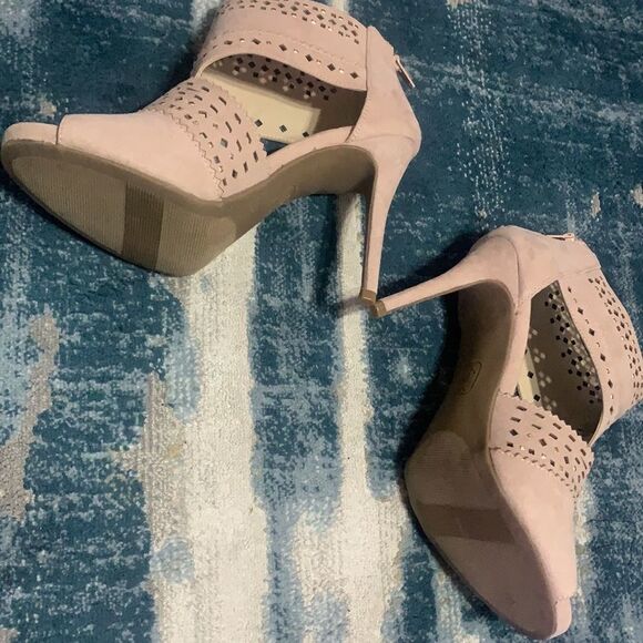 🦋 Jennifer Lopez heels🦋 - Picture 5 of 9